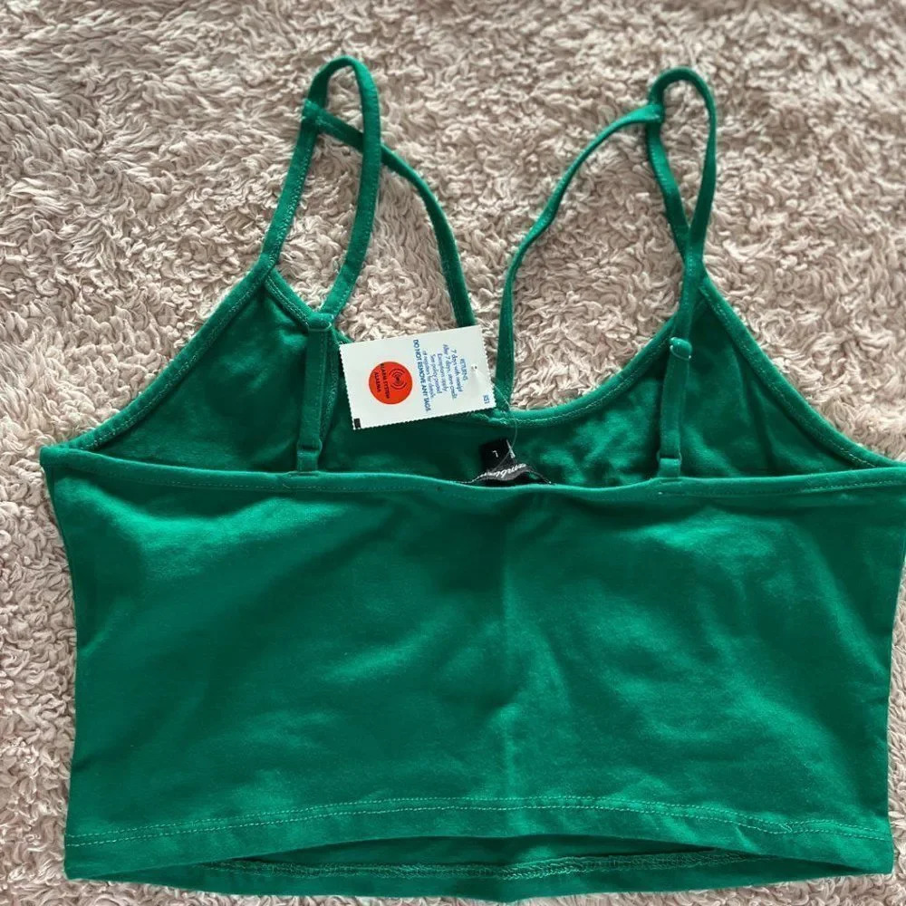 Green crop top - Picture 2 of 2